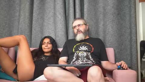 Snapshot of cheeseburgerjesus chatting on December 10, 2024, 7:32 pm Cheesburger Jesus and whoever showed up. online show from December 10, 2024, 7:32 pm