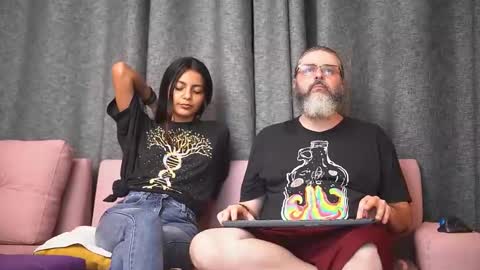 Snapshot of cheeseburgerjesus chatting on December 11, 2024, 12:12 am Cheesburger Jesus and whoever showed up. online show from December 11, 2024, 12:12 am