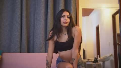 Snapshot of cheeseburgerjesus chatting on December 17, 2024, 1:18 am Cheesburger Jesus and whoever showed up. online show from December 17, 2024, 1:18 am