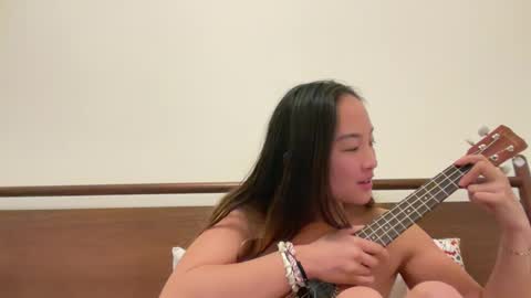 chellybear101 online show from January 10, 2025, 10:06 am