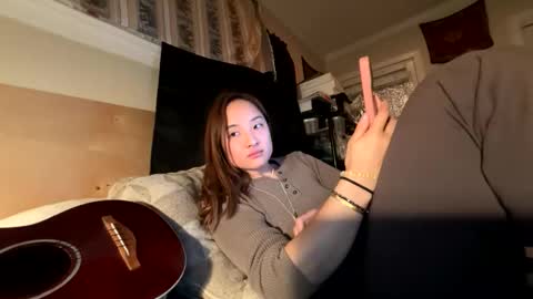 chellybear101 online show from February 15, 2026, 5:04 am