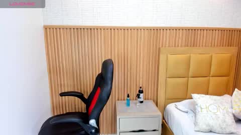 Snapshot of chelsyquinn chatting on January 17, 2026, 12:15 am Camila online show from January 17, 2026, 12:15 am