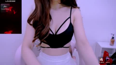 Snapshot of cherriana chatting on February 6, 2026, 12:48 am Cheri online show from February 6, 2026, 12:48 am