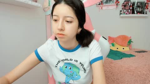 cherrycute666 online show from January 19, 2025, 9:13 pm