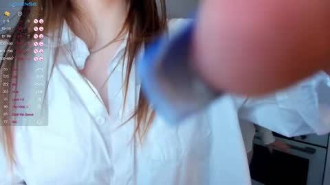 Snapshot of chloealice chatting on February 24, 2025, 6:05 am Megan and Jeniffer online show from February 24, 2025, 6:05 am