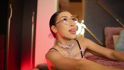 Snapshot of chloemin_ chatting on February 25, 2026, 3:54 pm chloemin_ online show from February 25, 2026, 3:54 pm