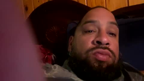 chrisr4203 online show from March 12, 2025, 4:19 am