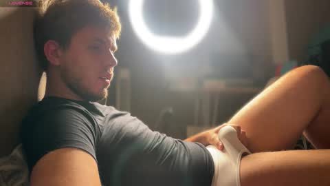 Christopher online show from October 3, 2025, 6:05 pm