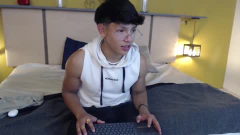 Snapshot of clark_ken1 chatting on February 18, 2026, 8:38 pm clar online show from February 18, 2026, 8:38 pm