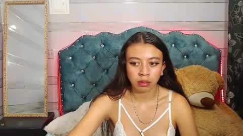 clhoedeep online show from February 26, 2025, 3:08 pm