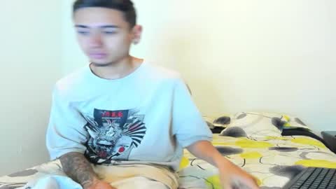 Snapshot of cloe_and_taylor chatting on February 27, 2026, 10:59 am Cloe and Taylor online show from February 27, 2026, 10:59 am