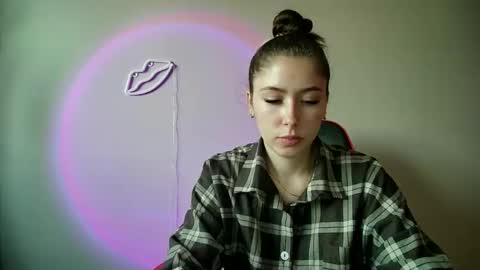 Snapshot of cocoberry1 chatting on December 16, 2025, 12:10 pm cocoberry1 online show from December 16, 2025, 12:10 pm