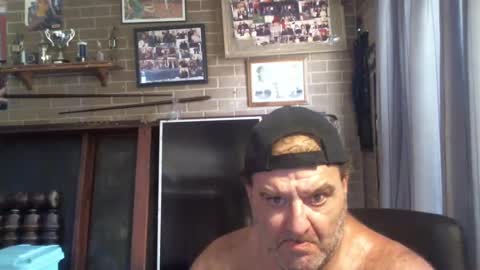 Snapshot of cokecancockfromdownunder chatting on February 28, 2025, 2:42 am cokecancockfromdownunder online show from February 28, 2025, 2:42 am