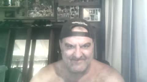 Snapshot of cokecancockfromdownunder chatting on March 5, 2026, 7:04 am cokecancockfromdownunder online show from March 5, 2026, 7:04 am