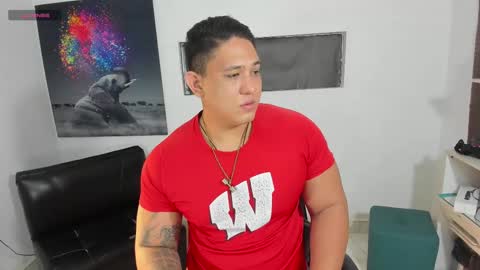 coltonmassif_ online show from February 19, 2025, 2:12 am