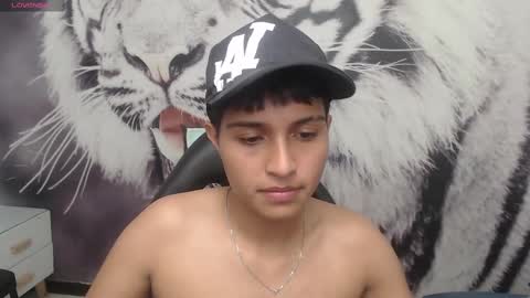 Snapshot of cora_gunn chatting on February 1, 2025, 12:29 am Cora online show from February 1, 2025, 12:29 am