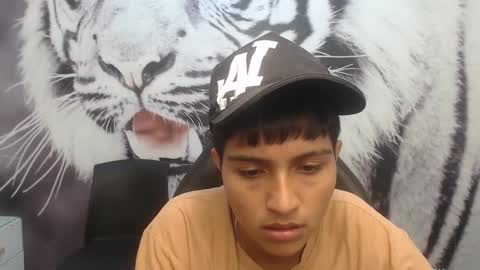 Snapshot of cora_gunn chatting on February 5, 2025, 12:20 am Cora online show from February 5, 2025, 12:20 am