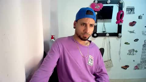 coupleeswetthott online show from February 22, 2026, 7:12 pm