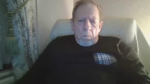 Snapshot of courieral1 chatting on February 21, 2026, 5:19 am courieral1 online show from February 21, 2026, 5:19 am