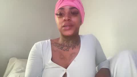 Snapshot of creame_sensation chatting on December 9, 2024, 4:47 pm PHANTOMTARGARYENXXX online show from December 9, 2024, 4:47 pm