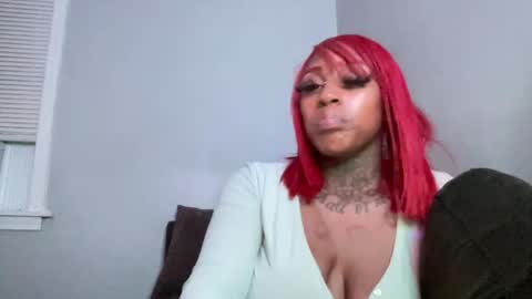 Snapshot of creame_sensation chatting on December 19, 2024, 2:23 am PHANTOMTARGARYENXXX online show from December 19, 2024, 2:23 am