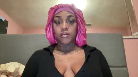 Snapshot of creame_sensation chatting on February 19, 2025, 9:28 am PHANTOMTARGARYENXXX online show from February 19, 2025, 9:28 am