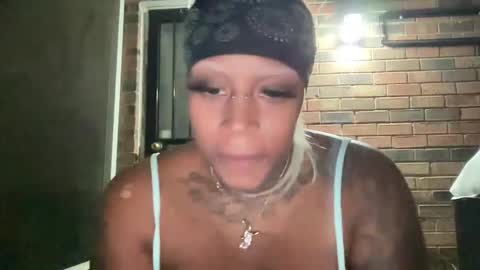 Snapshot of creame_sensation chatting on October 8, 2025, 10:02 am PHANTOMTARGARYENXXX online show from October 8, 2025, 10:02 am