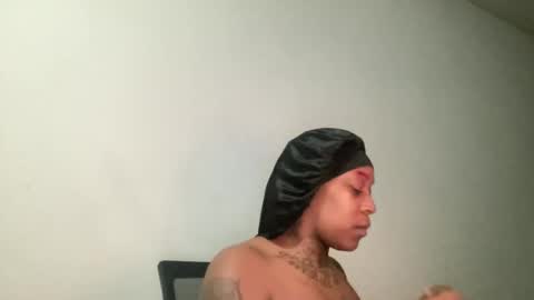 Snapshot of creame_sensation chatting on January 7, 2026, 4:59 am PHANTOMTARGARYENXXX online show from January 7, 2026, 4:59 am