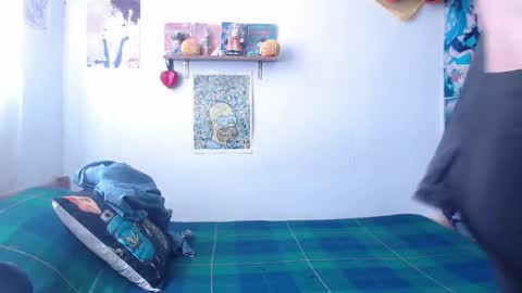 Crystal shadow online show from February 25, 2026, 6:39 pm