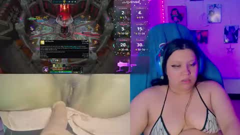 crystal online show from March 11, 2025, 11:04 pm