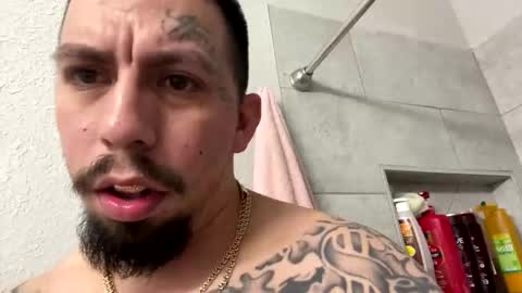 Snapshot of cuete2100 chatting on November 23, 2025, 6:46 am cuete2100 online show from November 23, 2025, 6:46 am