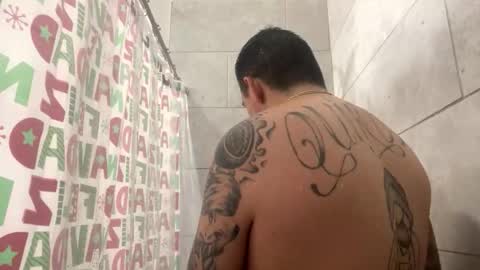 Snapshot of cuete2100 chatting on November 26, 2025, 10:22 pm cuete2100 online show from November 26, 2025, 10:22 pm