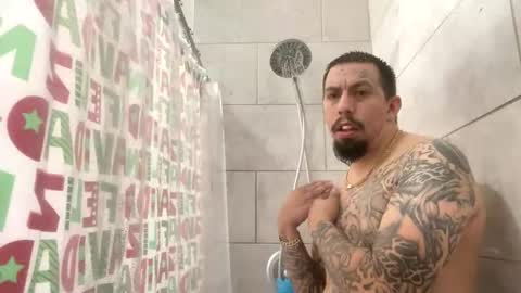 Snapshot of cuete2100 chatting on December 3, 2025, 10:52 pm cuete2100 online show from December 3, 2025, 10:52 pm