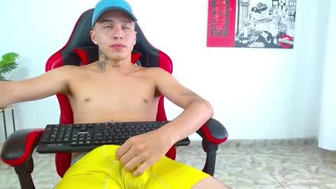 Snapshot of cumandres chatting on January 17, 2026, 3:17 pm cumandres online show from January 17, 2026, 3:17 pm