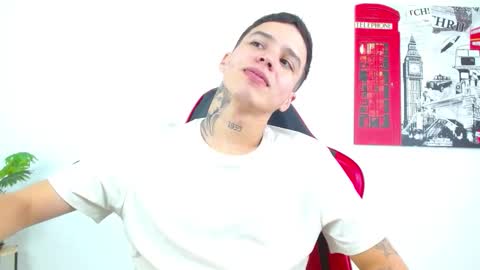 Snapshot of cumandres chatting on February 4, 2026, 3:40 pm cumandres online show from February 4, 2026, 3:40 pm