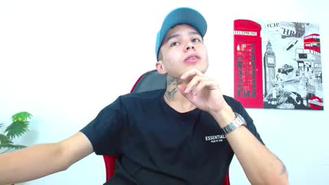 Snapshot of cumandres chatting on February 24, 2026, 3:10 pm cumandres online show from February 24, 2026, 3:10 pm