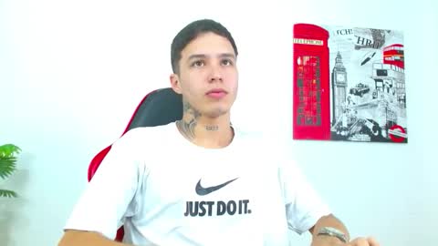 Snapshot of cumandres chatting on February 26, 2026, 3:33 pm cumandres online show from February 26, 2026, 3:33 pm