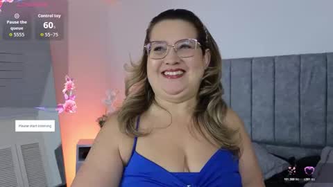 Snapshot of curvyrosse_ chatting on February 9, 2026, 11:14 am Rosse online show from February 9, 2026, 11:14 am