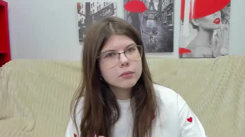 Snapshot of cutie_lory chatting on February 15, 2025, 3:20 am cutie_lory online show from February 15, 2025, 3:20 am