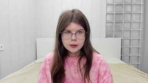 Snapshot of cutie_lory chatting on February 25, 2025, 2:03 am cutie_lory online show from February 25, 2025, 2:03 am