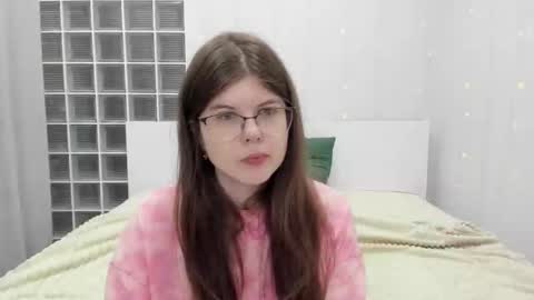 Snapshot of cutie_lory chatting on March 2, 2025, 1:36 am cutie_lory online show from March 2, 2025, 1:36 am