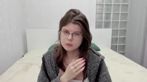 Snapshot of cutie_lory chatting on March 10, 2025, 4:38 am cutie_lory online show from March 10, 2025, 4:38 am