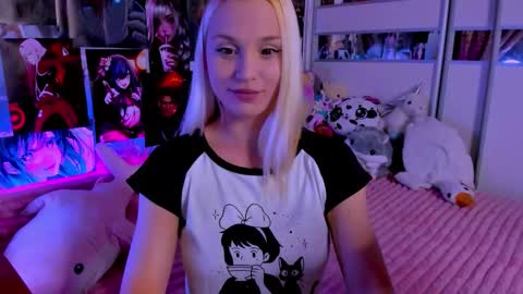 Snapshot of cuttie_ponyy chatting on February 25, 2026, 9:24 pm Nora online show from February 25, 2026, 9:24 pm