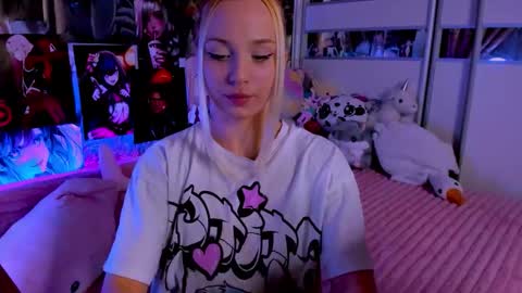 Snapshot of cuttie_ponyy chatting on February 27, 2026, 9:26 pm Nora online show from February 27, 2026, 9:26 pm