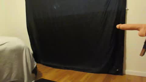 Snapshot of cwlizzy chatting on December 17, 2025, 8:37 pm cwlizzy online show from December 17, 2025, 8:37 pm