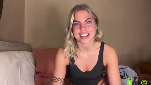 Snapshot of cxbraj chatting on November 11, 2025, 4:34 am cxbraj online show from November 11, 2025, 4:34 am