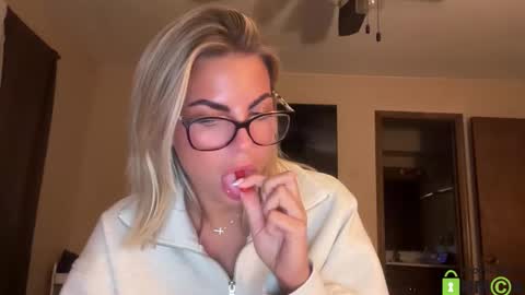 Snapshot of cxbraj chatting on February 24, 2026, 2:42 am cxbraj online show from February 24, 2026, 2:42 am