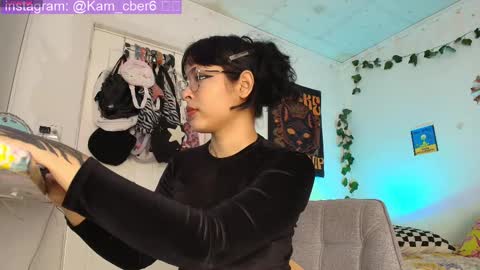 Snapshot of cybercami chatting on September 29, 2025, 5:51 pm Camila online show from September 29, 2025, 5:51 pm