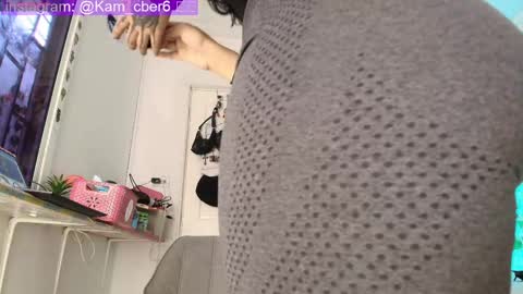 Snapshot of cybercami chatting on October 24, 2025, 7:10 pm Camila online show from October 24, 2025, 7:10 pm