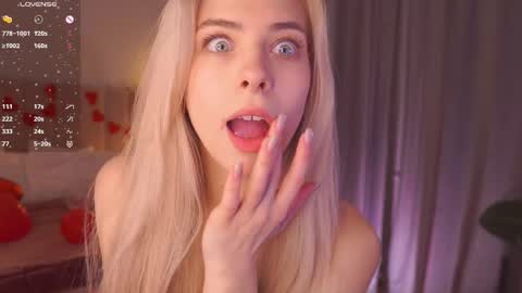 Snapshot of d0ll_eyes_ chatting on February 10, 2026, 6:39 am Julie online show from February 10, 2026, 6:39 am